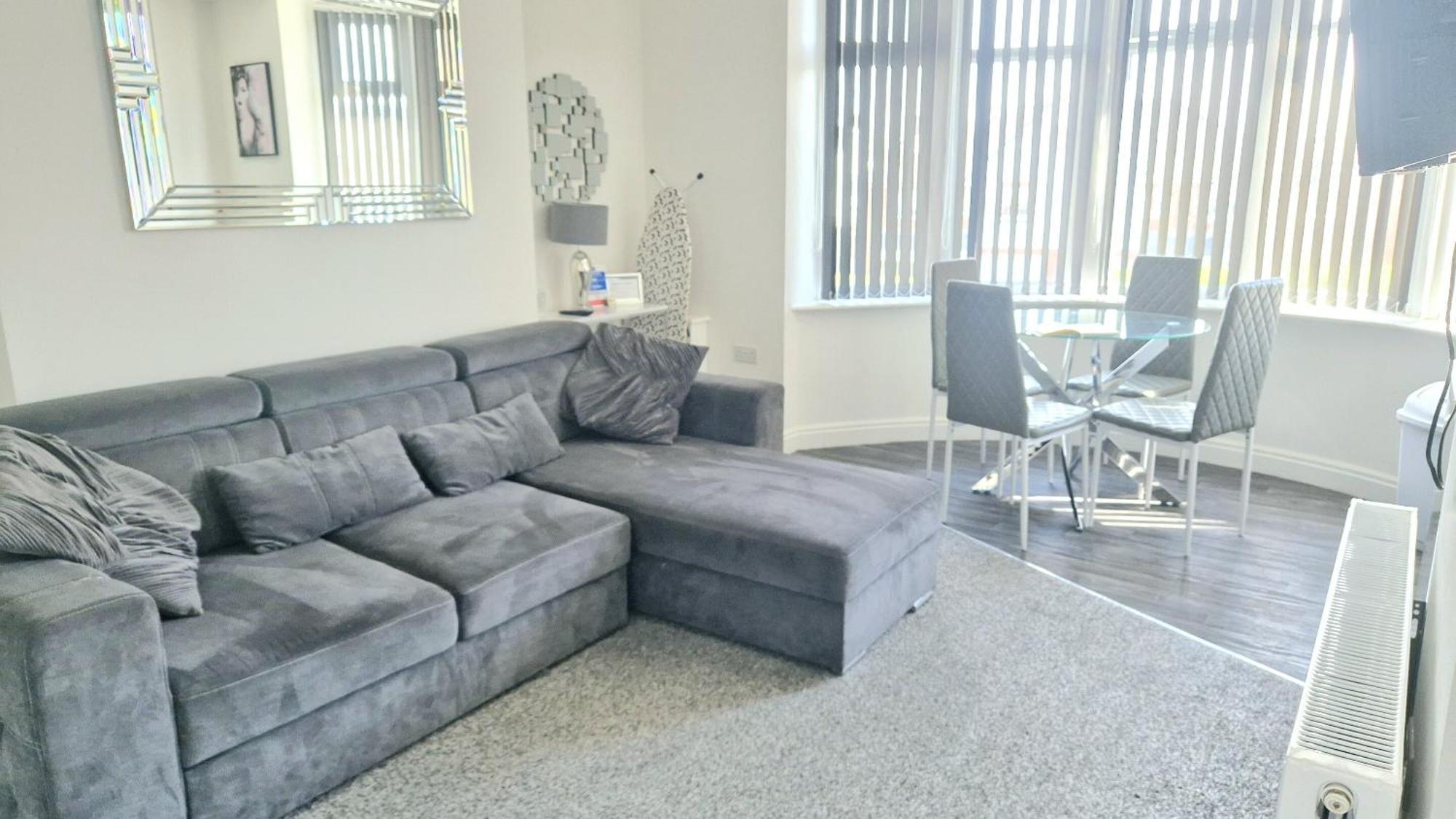 Deluxe Apartments On Mersey One แบล็คพูล ภายนอก รูปภาพ